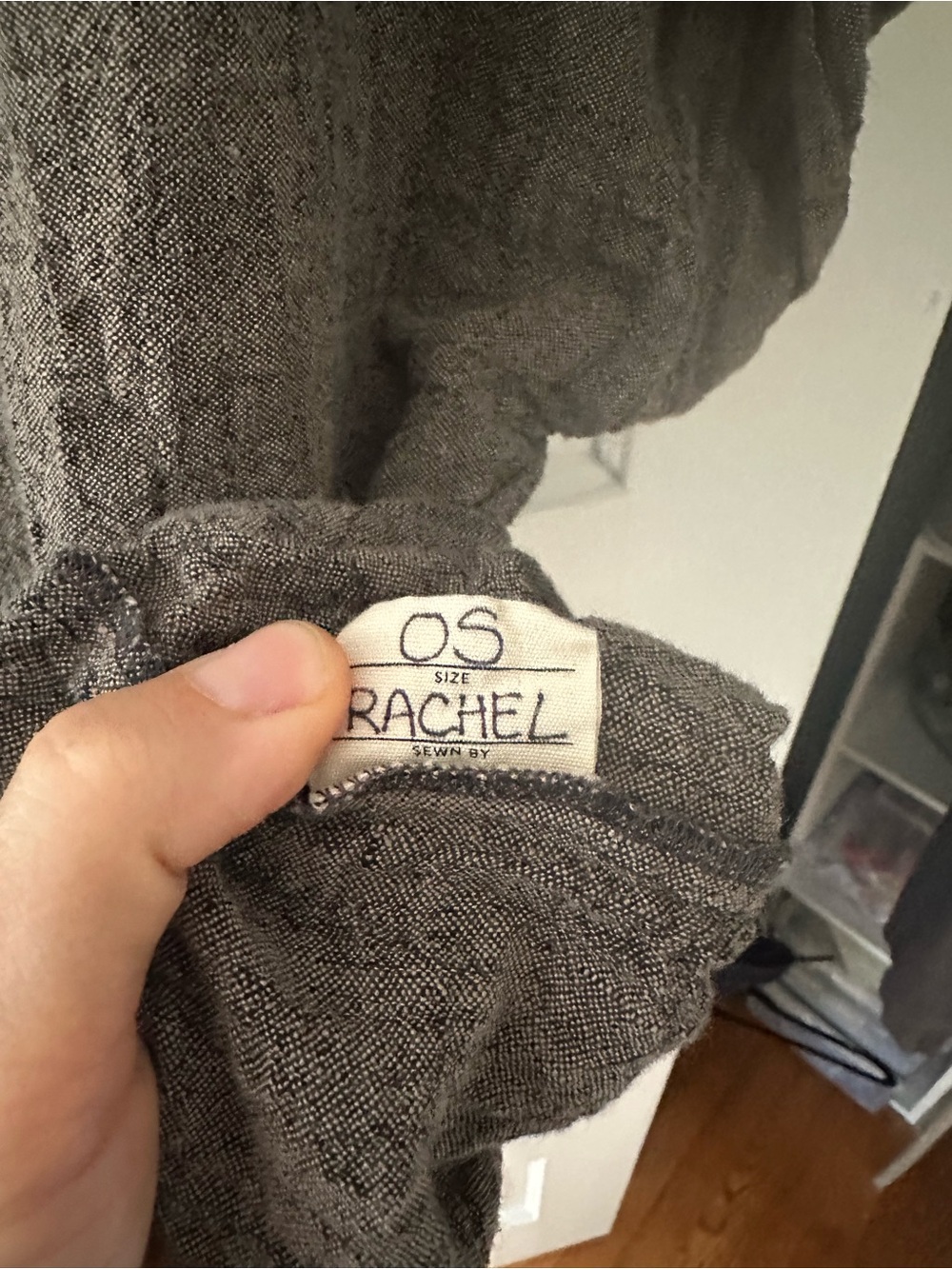 Georgia Tee in Linen Gauze Pepper - Picture 5 of 6